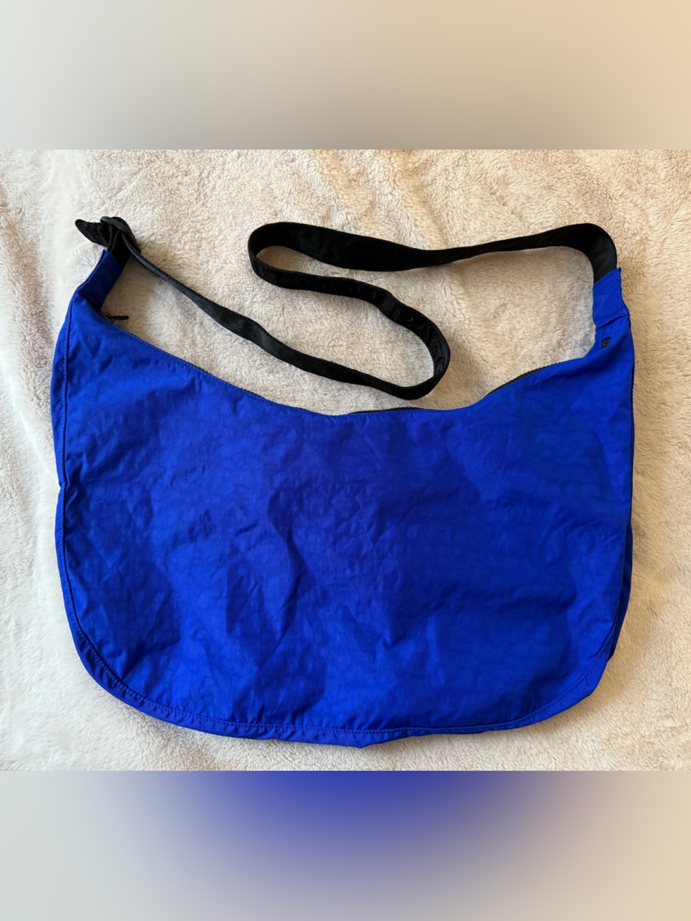 BAGGU Large Nylon Crescent Bag Lapis - Picture 15 of 15